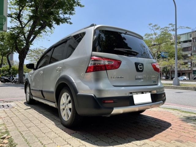 NISSAN日產 LIVINA  第3張相片