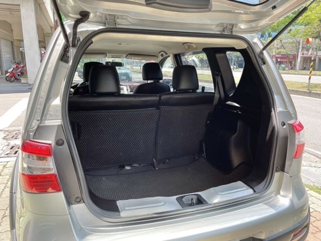 NISSAN日產 LIVINA  第5張相片