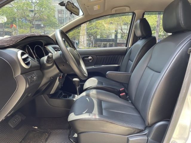 NISSAN日產 LIVINA  第6張相片