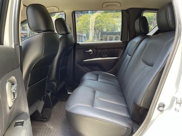 NISSAN日產 LIVINA  第7張相片