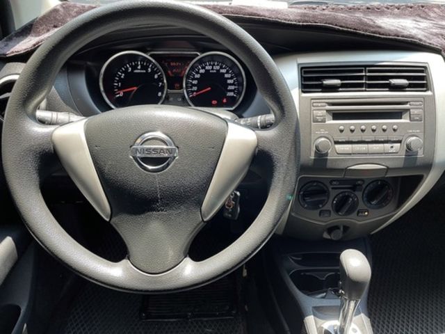 NISSAN日產 LIVINA  第9張相片