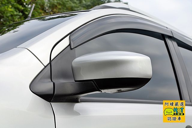 NISSAN日產 LIVINA  第13張相片