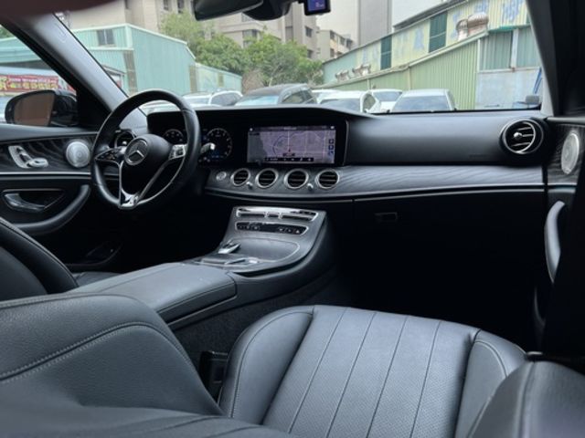 M-Benz 賓士 E200  第12張相片