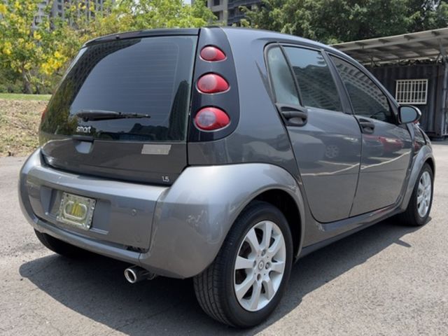 Smart FORFOUR  第4張相片
