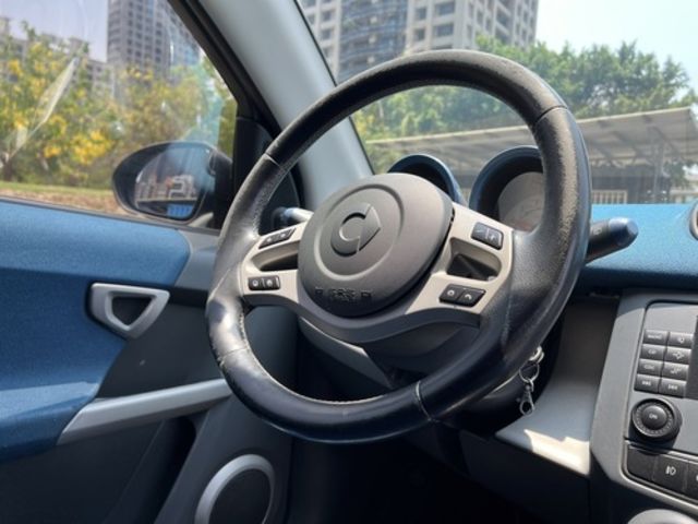 Smart FORFOUR  第10張相片