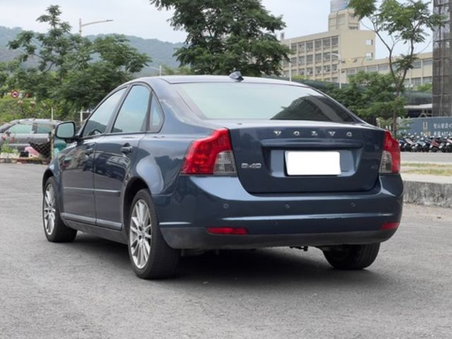 Volvo 富豪 S40  第3張相片