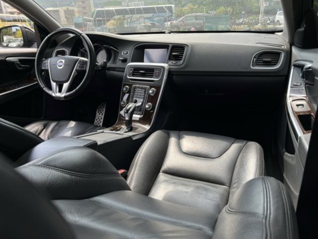Volvo 富豪 S60  第8張相片
