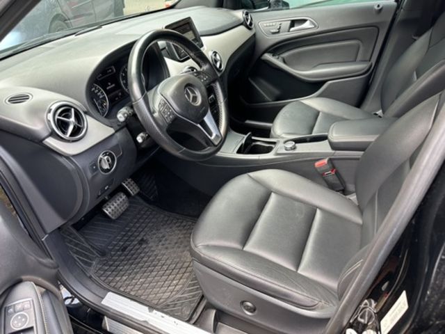 M-Benz 賓士 B200  第3張相片