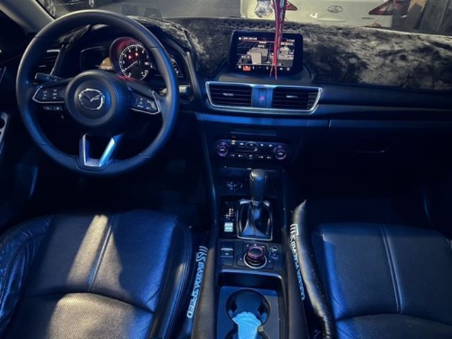 Mazda 馬自達 MAZDA 3  第7張相片