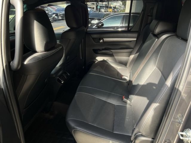 Toyota 豐田 HILUX  第11張相片