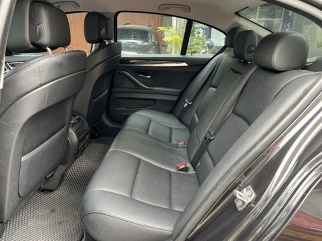 BMW 寶馬 520D  第7張相片