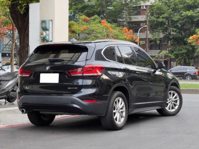 BMW 寶馬 X1  第2張相片