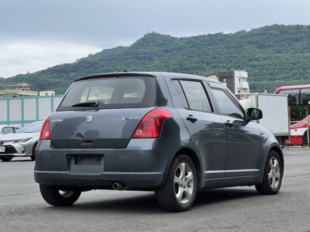 Suzuki 鈴木 SWIFT  第4張相片