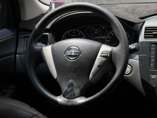 NISSAN日產 TIIDA  第6張相片