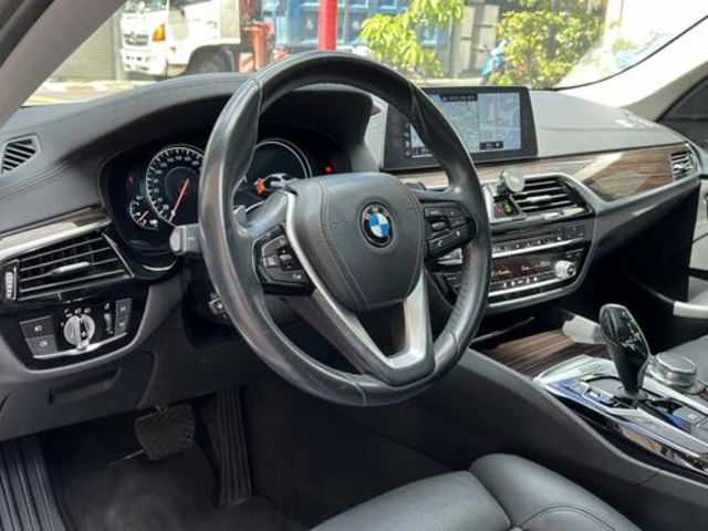 BMW寶馬 530I  第14張相片