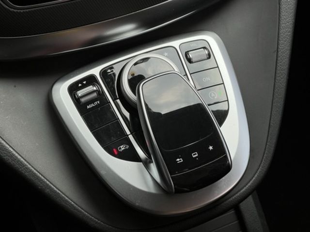 M-BENZ賓士 V250 D  第13張相片