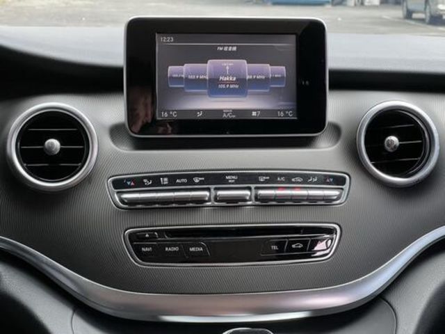 M-BENZ賓士 V250 D  第14張相片