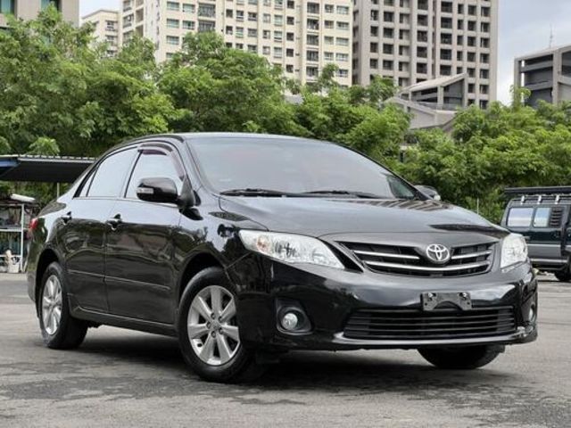 TOYOTA豐田 ALTIS  第1張相片
