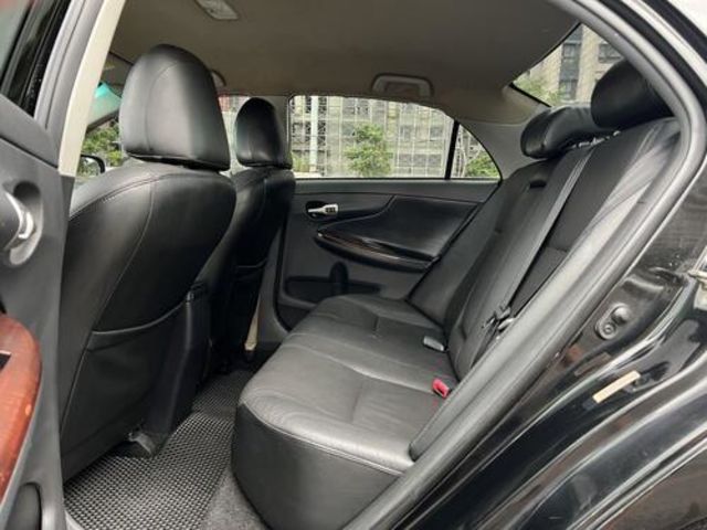 TOYOTA豐田 ALTIS  第6張相片