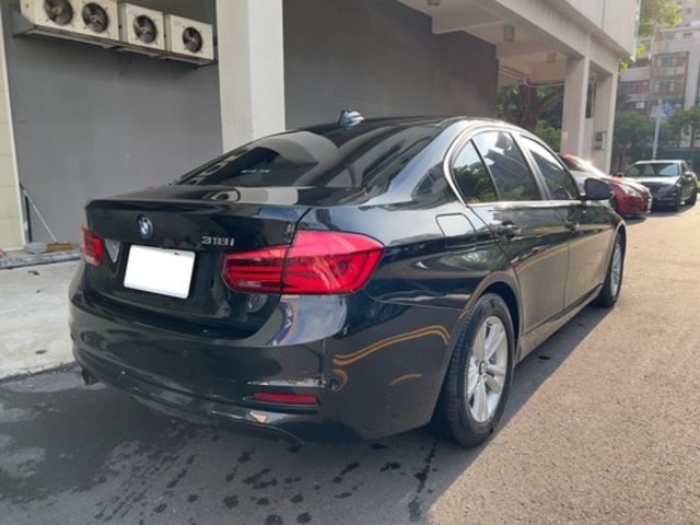 BMW寶馬 318I  第3張相片