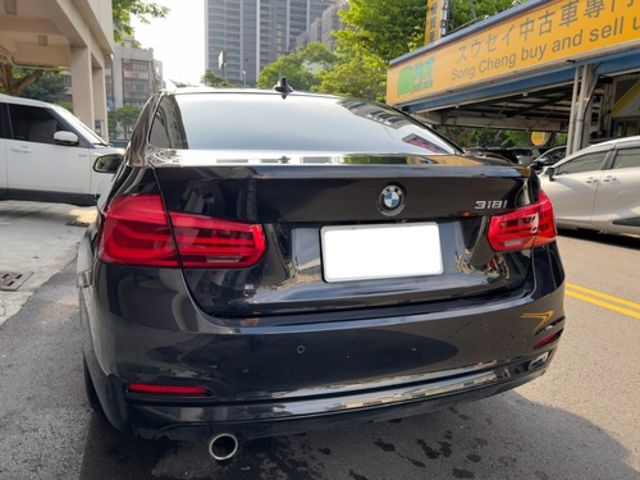 BMW寶馬 318I  第4張相片