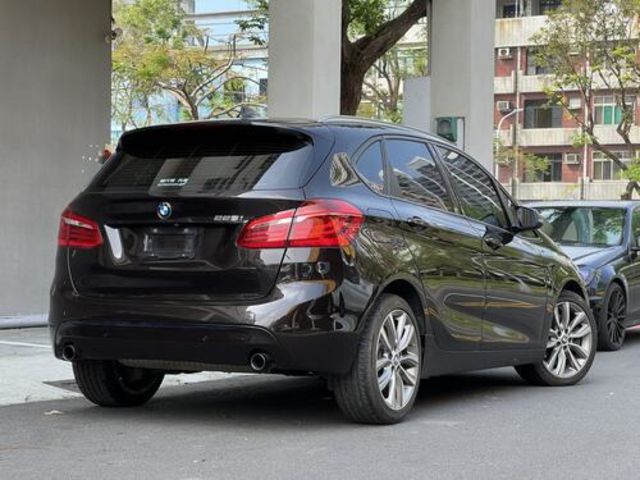 BMW寶馬 225I  第2張相片