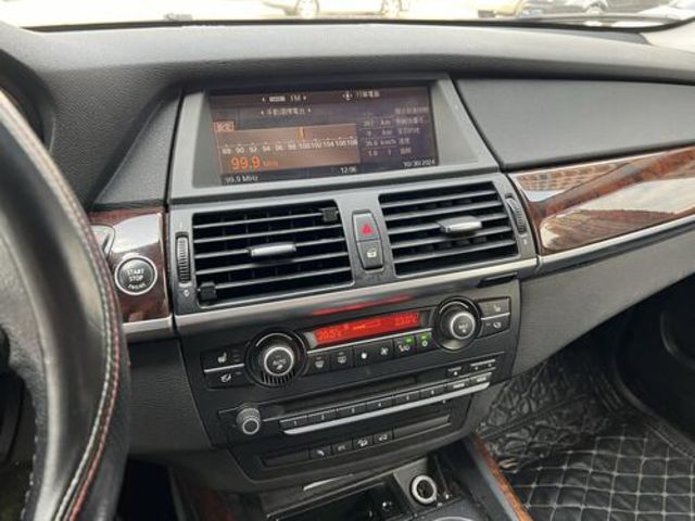 BMW寶馬 X5  第9張相片
