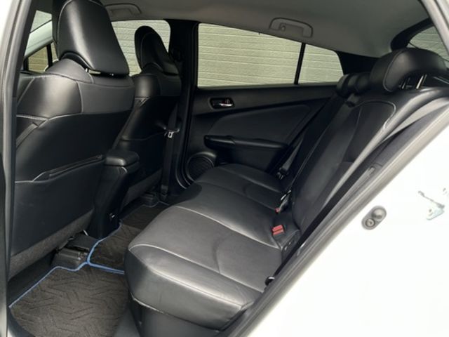 TOYOTA豐田 PRIUS PHV  第8張相片