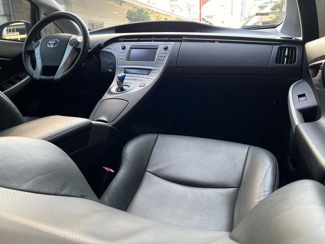 TOYOTA豐田 PRIUS  第9張相片