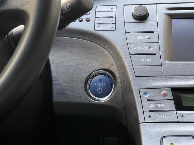 TOYOTA豐田 PRIUS  第13張相片