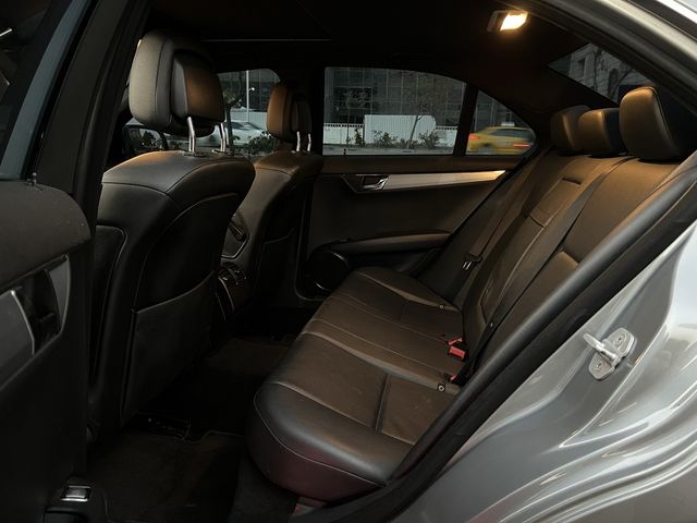 M-BENZ賓士 C300  第6張相片