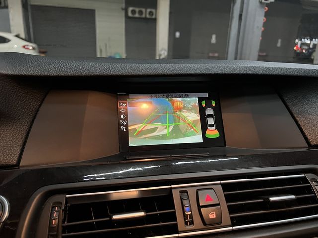 BMW寶馬 520D  第8張相片