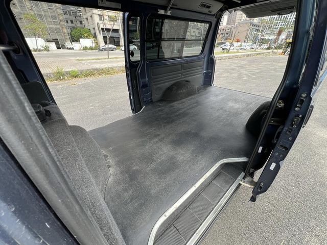 MITSUBISHI三菱 DELICA  第10張相片
