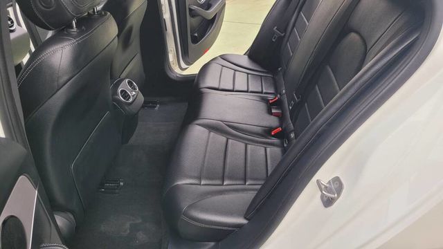 M-BENZ賓士 C180  第15張相片