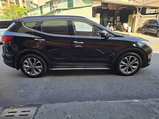 HYUNDAI現代 SANTA FE  第5張相片