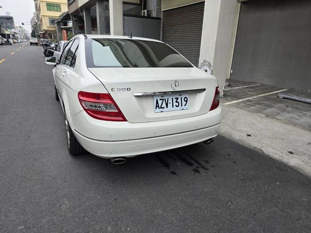 M-BENZ賓士 C300  第5張相片