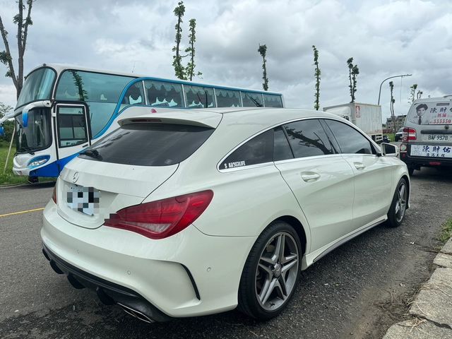 M-BENZ賓士 CLA250  第3張相片