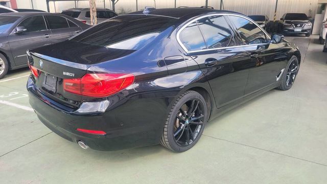 BMW寶馬 520I  第4張相片