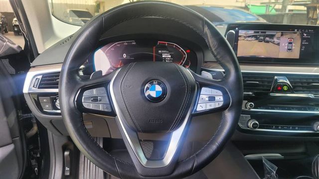 BMW寶馬 520I  第18張相片