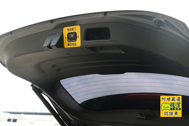 HYUNDAI現代 SANTA FE  第16張相片