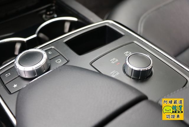 M-BENZ賓士 GLE350 4MATIC  第9張相片