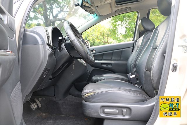 TOYOTA豐田 WISH  第3張相片