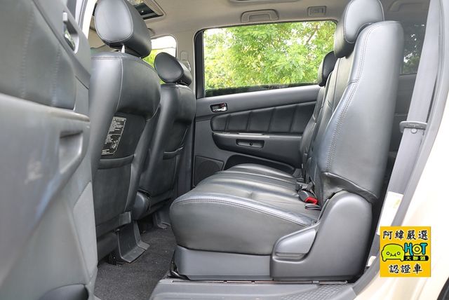 TOYOTA豐田 WISH  第4張相片