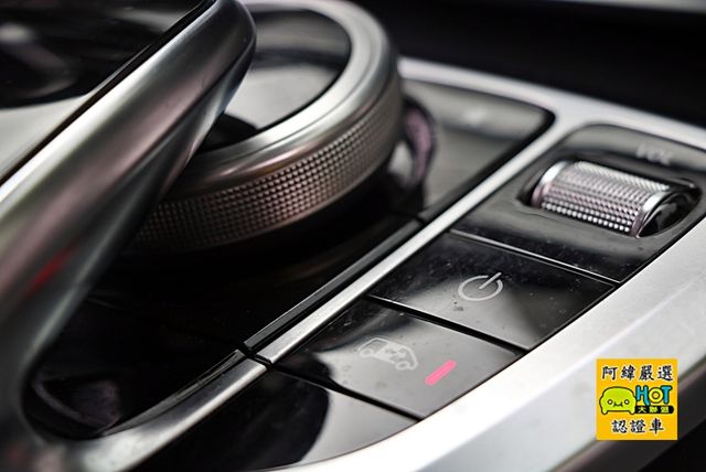 M-BENZ賓士 V250 D  第9張相片