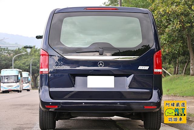 M-BENZ賓士 V250 D  第15張相片