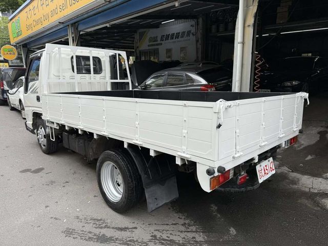 MITSUBISHI三菱 LEADCA  第2張相片