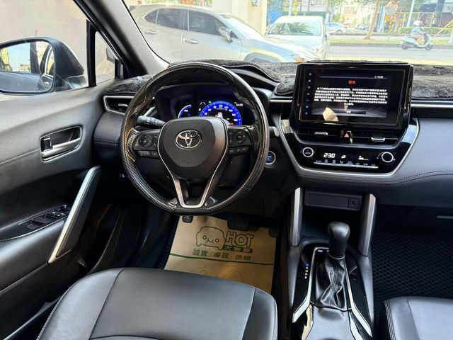 TOYOTA豐田 COROLLA CROSS HYBRID  第3張相片