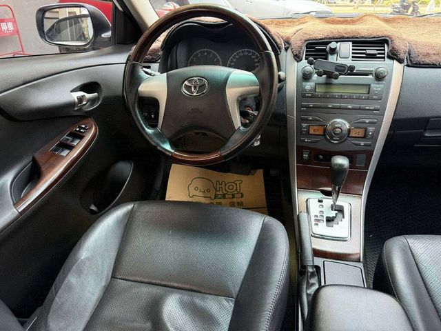 TOYOTA豐田 ALTIS  第5張相片