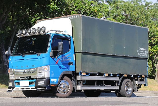 MITSUBISHI三菱 CANTER  第1張相片