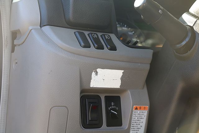 MITSUBISHI三菱 CANTER  第7張相片